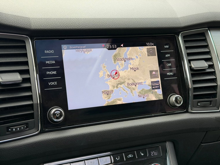 Vehicle Image 26