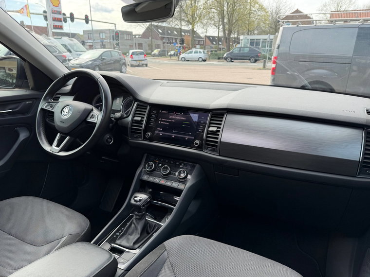 Vehicle Image 33
