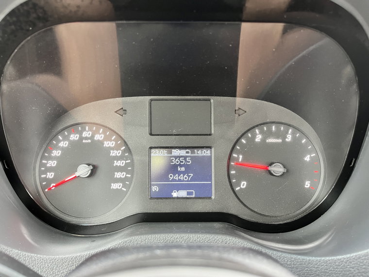 Vehicle Image 12