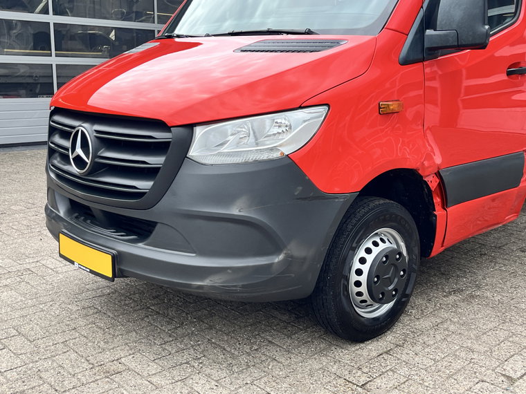 Vehicle Image 26