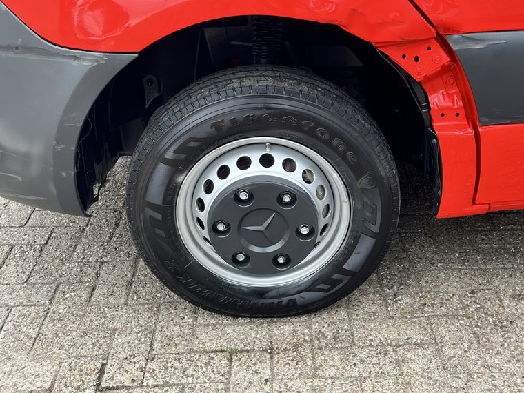 Vehicle Image 27