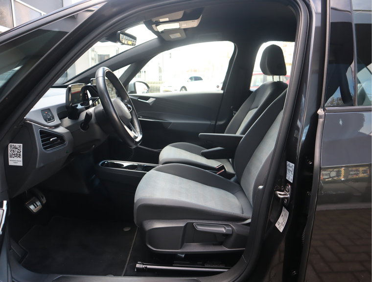 Vehicle Image 33