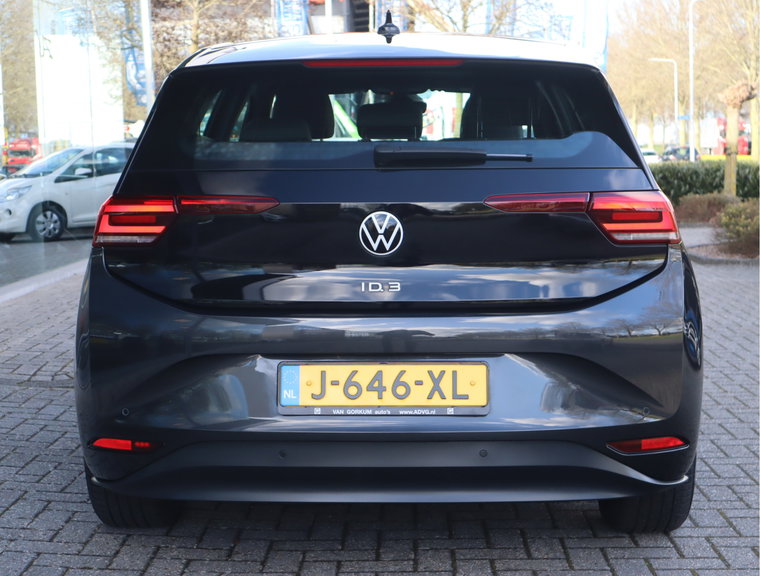 Vehicle Image 41