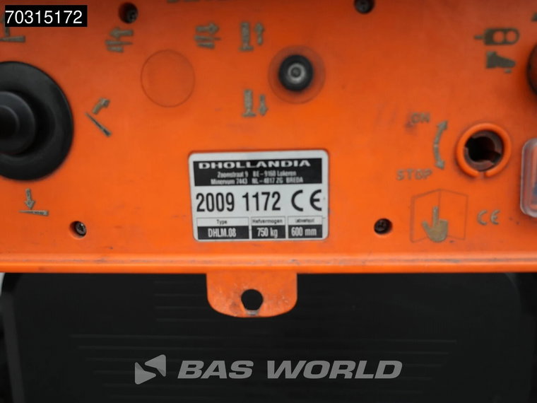 Vehicle Image 20