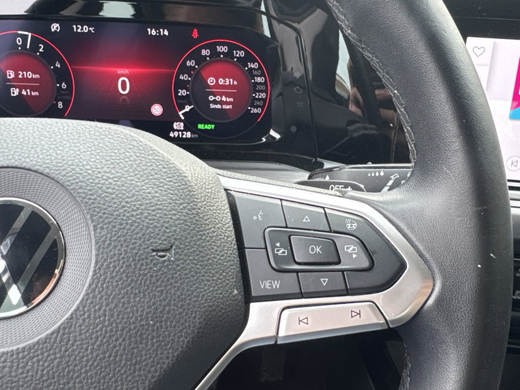 Vehicle Image 26