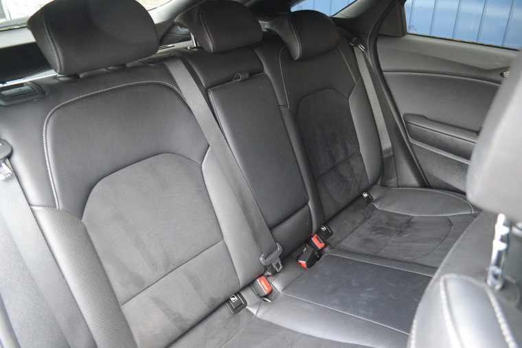 Vehicle Image 14