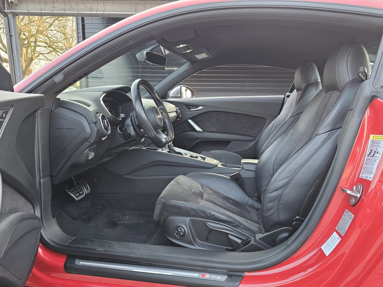 Vehicle Image 31