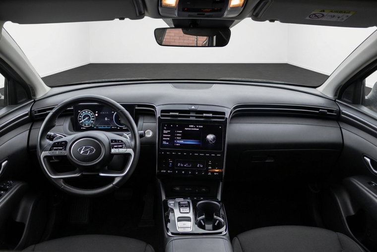 Vehicle Image 11