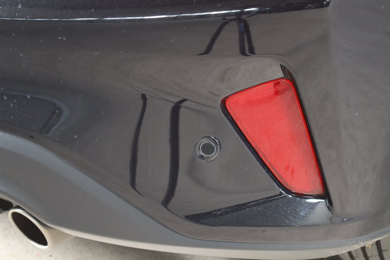 Vehicle Image 32