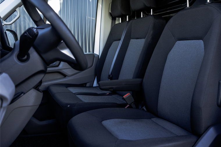 Vehicle Image 12