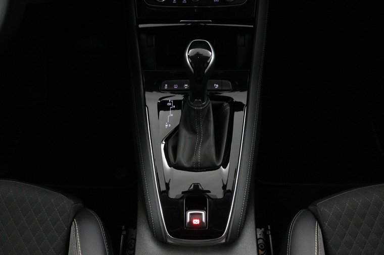 Vehicle Image 26