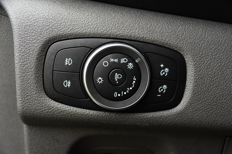 Vehicle Image 26