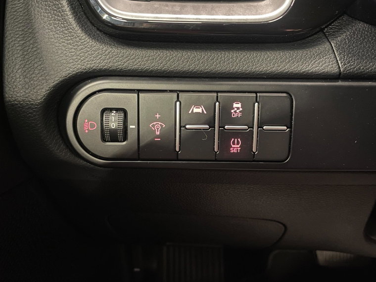 Vehicle Image 33