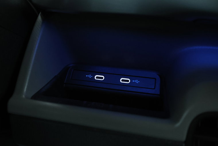 Vehicle Image 36