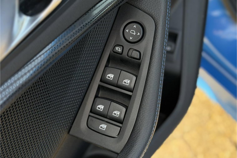 Vehicle Image 49