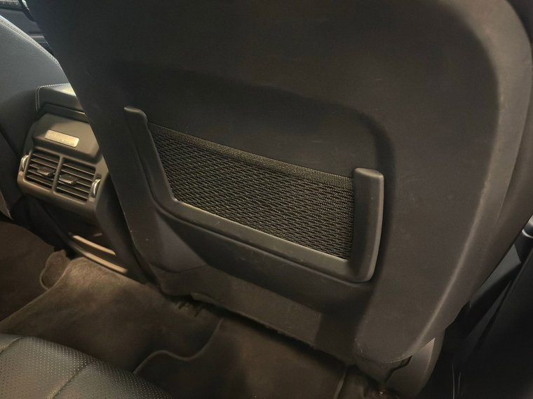 Vehicle Image 37