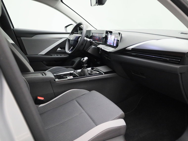 Vehicle Image 36