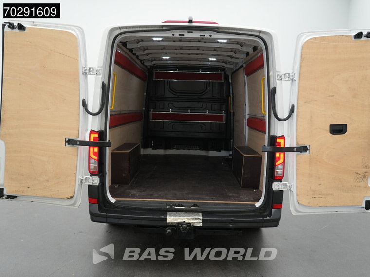 Vehicle Image 45
