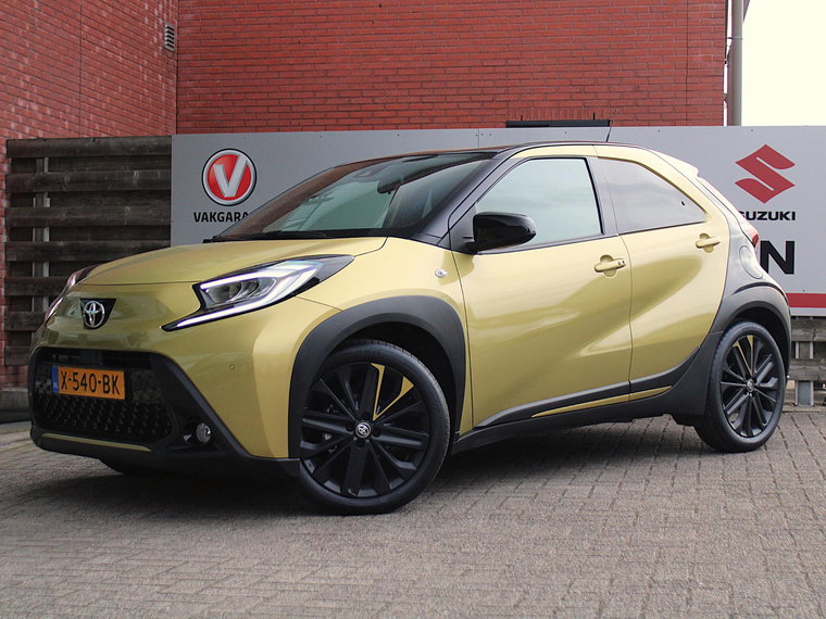 Vehicle Image 7