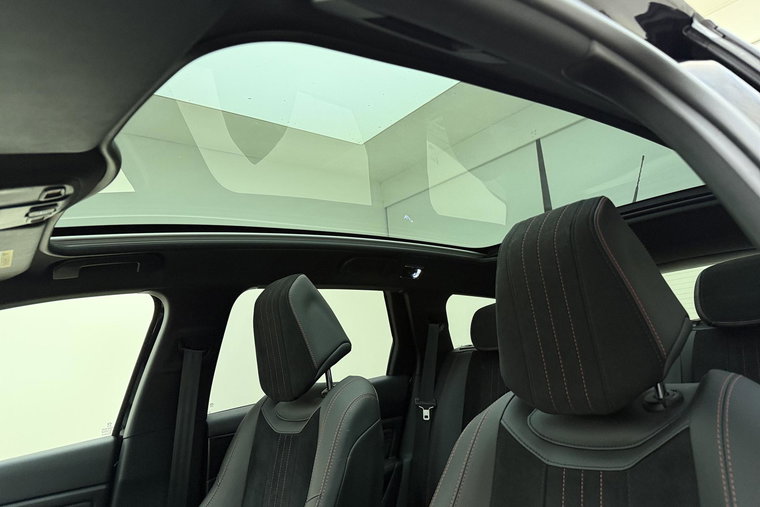 Vehicle Image 35
