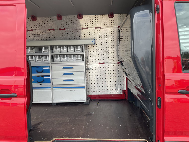 Vehicle Image 9