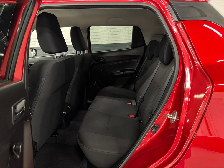 Vehicle Image 10
