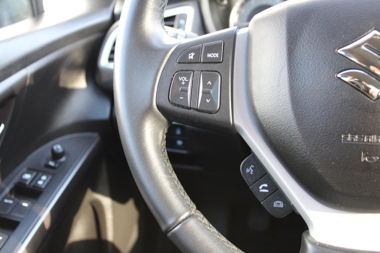 Vehicle Image 22