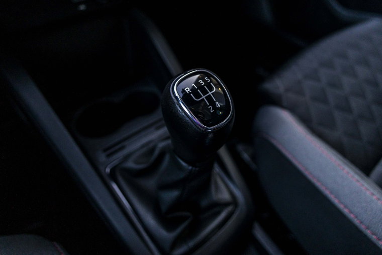 Vehicle Image 24