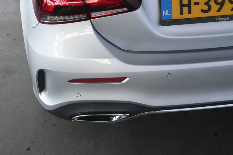 Vehicle Image 17