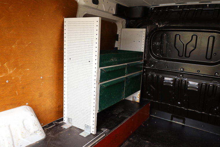 Vehicle Image 21