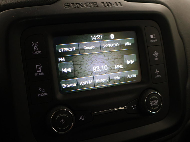 Vehicle Image 22
