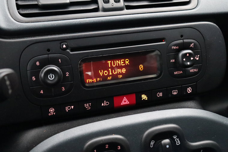 Vehicle Image 13