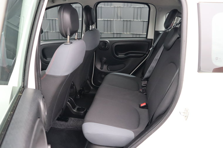 Vehicle Image 18