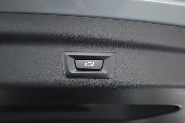 Vehicle Image 34