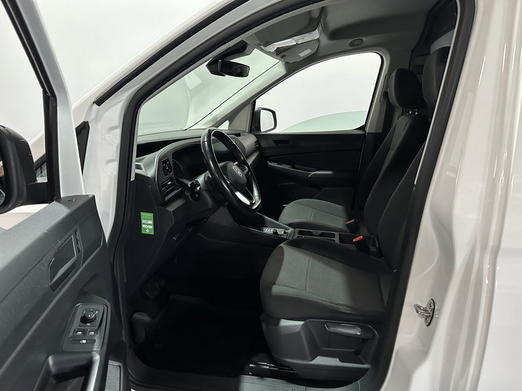 Vehicle Image 26