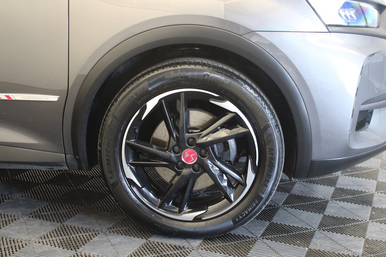 Vehicle Image 13