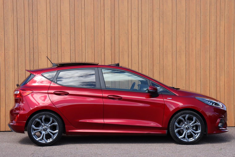 Vehicle Image 5