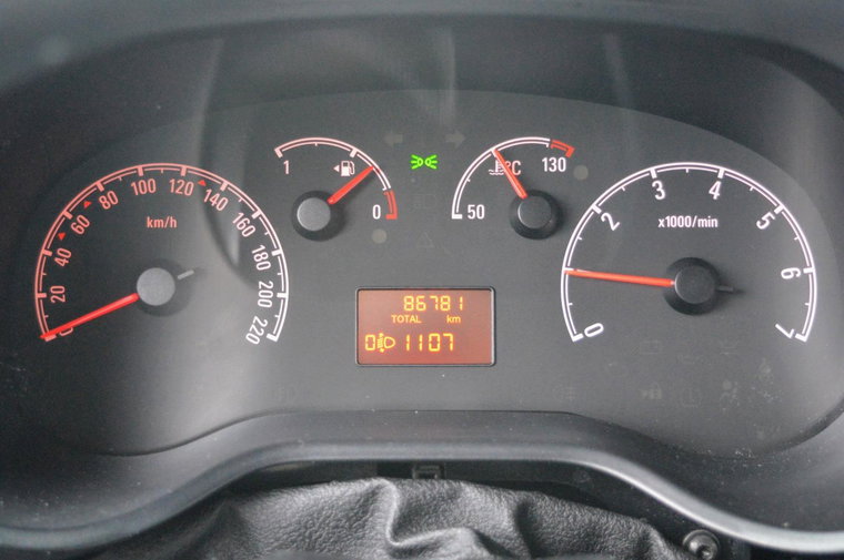 Vehicle Image 13