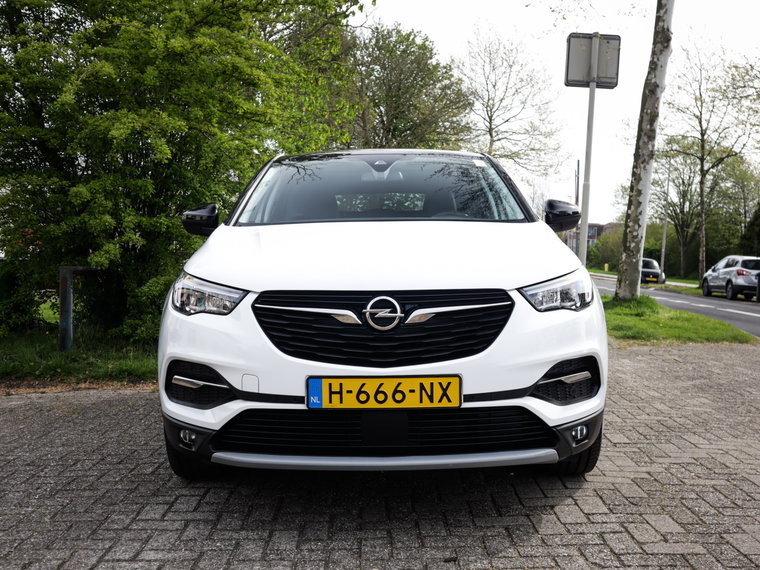 Vehicle Image 38