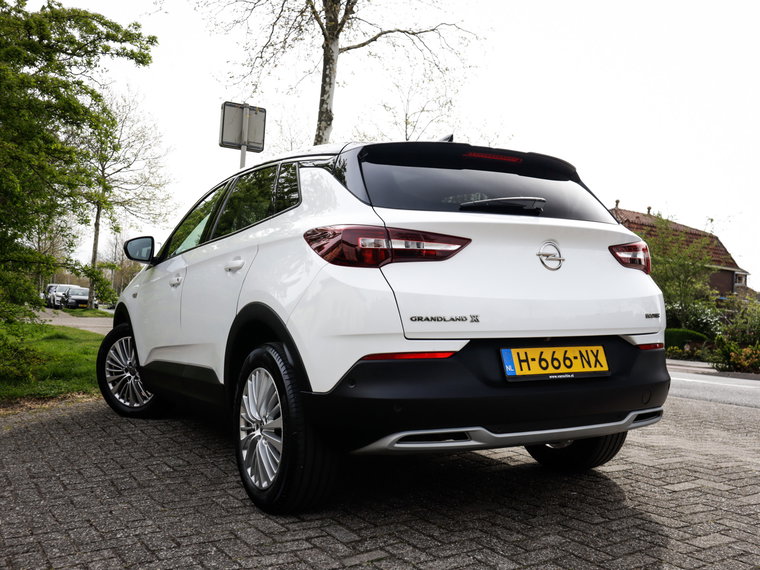 Vehicle Image 40