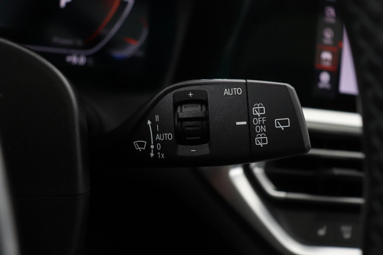 Vehicle Image 39