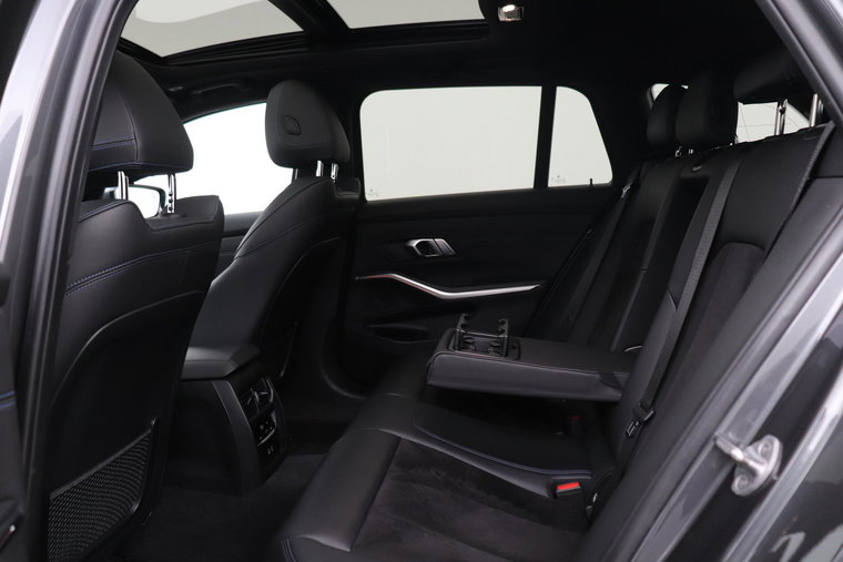 Vehicle Image 45