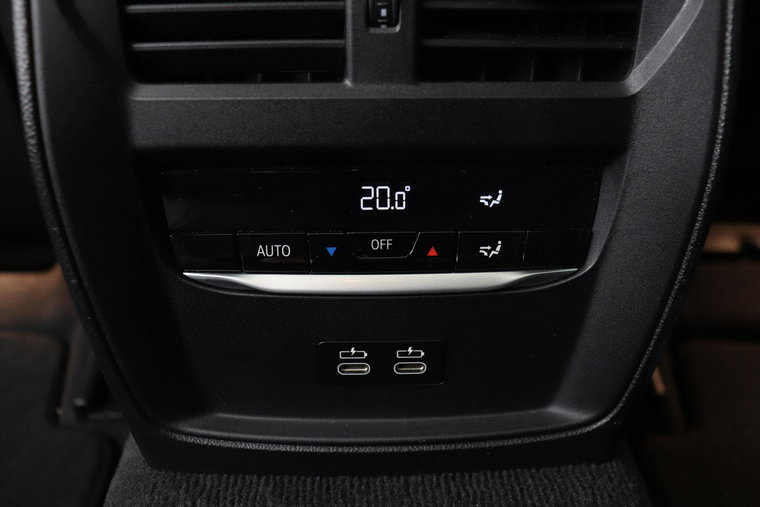 Vehicle Image 46
