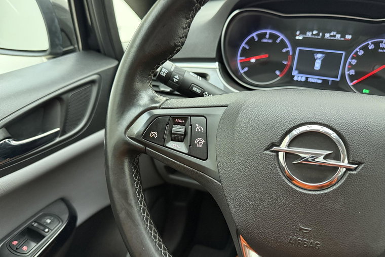 Vehicle Image 28