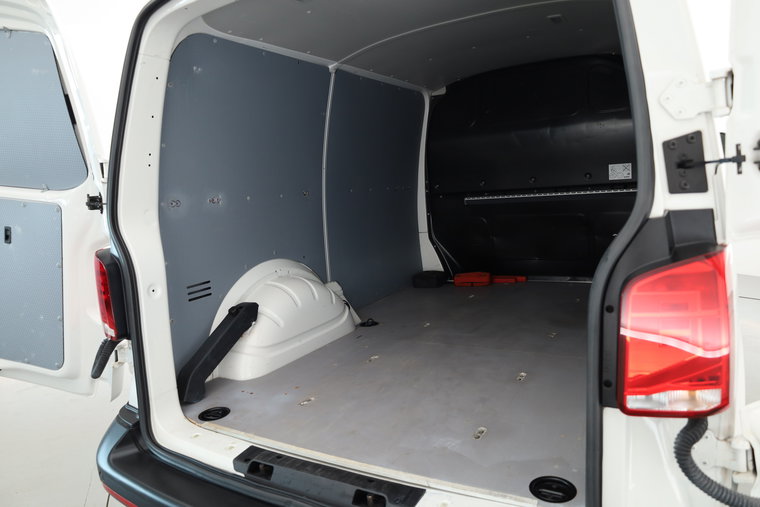 Vehicle Image 22