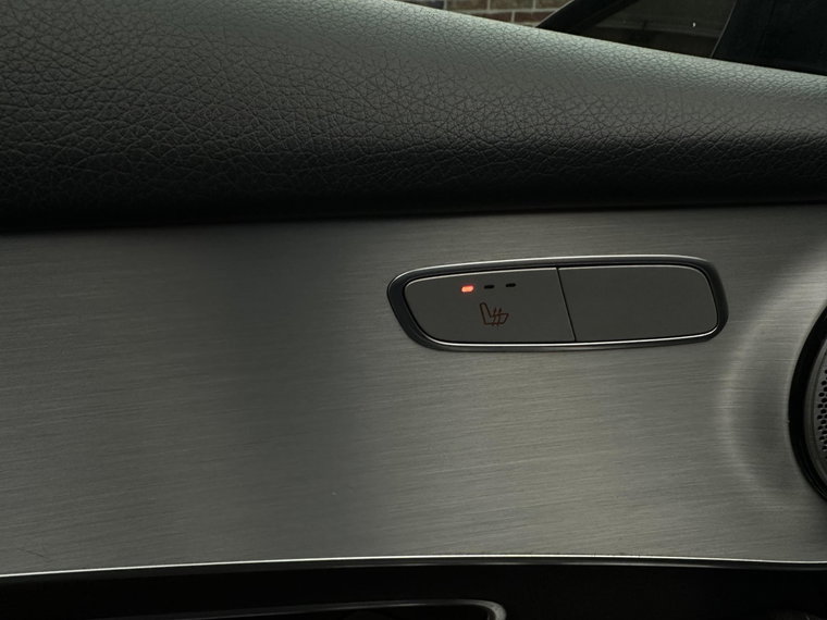 Vehicle Image 29