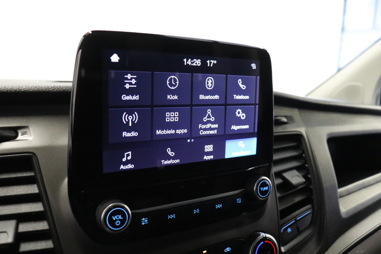 Vehicle Image 15