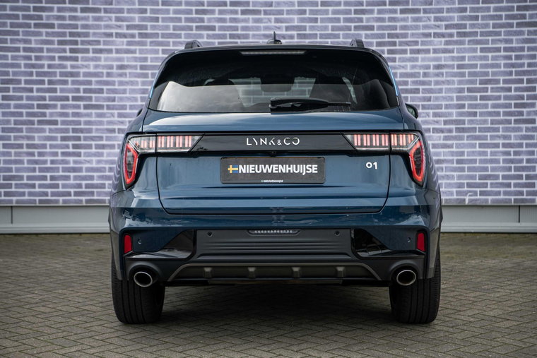 Vehicle Image 14