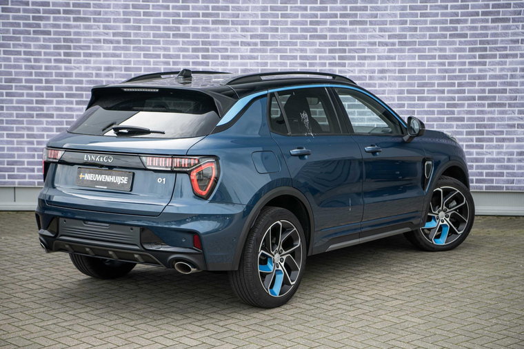 Vehicle Image 18