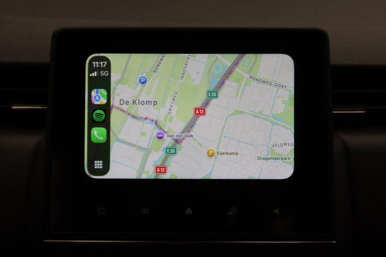 Vehicle Image 40